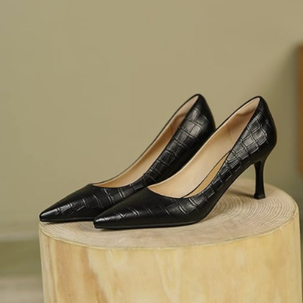 Fowt Simple Solid Croc-Embossed Pointed Toe Black… - image 1